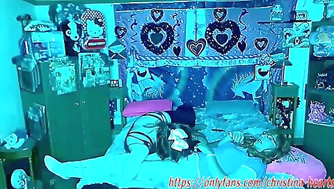 Christina Hearts And Jules Thinking About Kalia